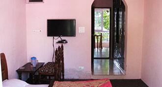 Gulistan Hotel, Kolkata 4